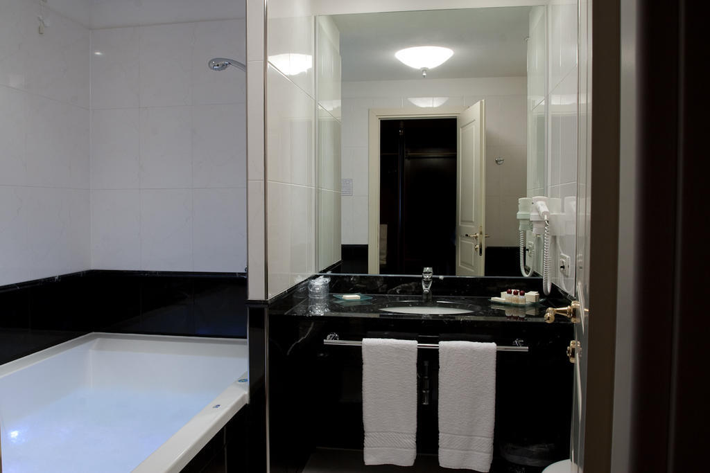 Hotel Maxim Anzola dell'Emilia Quarto foto